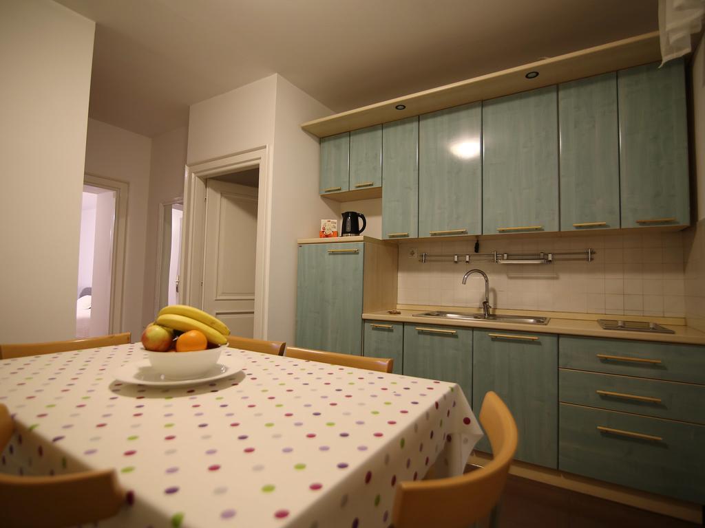 A&G Apartments Zara Esterno foto