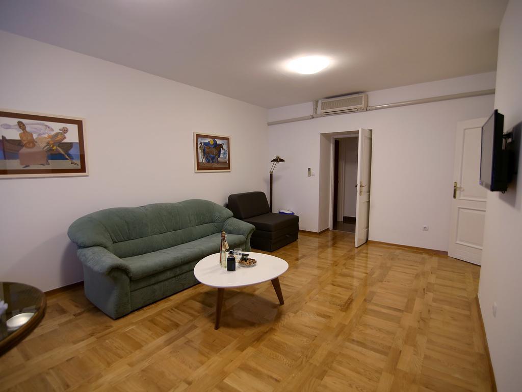 A&G Apartments Zara Esterno foto