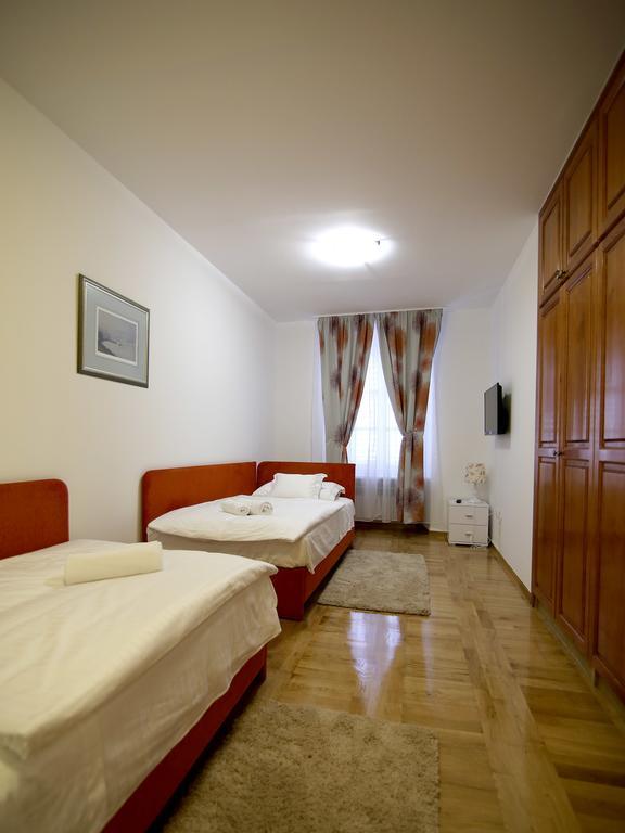A&G Apartments Zara Esterno foto