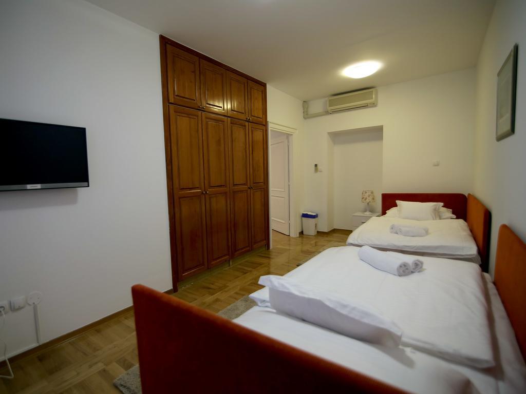 A&G Apartments Zara Esterno foto