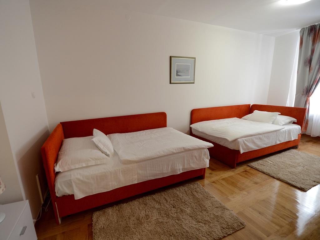 A&G Apartments Zara Esterno foto